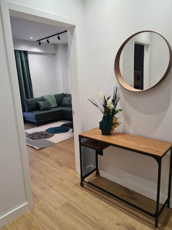 Grey Luxury Apartment Gjirokastër Extérieur photo